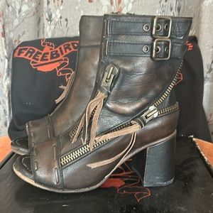 Freebird black zombi 8